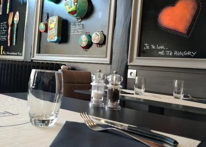 瑞莱斯佩尔和菲斯阿尔萨斯洛林酒店 Raon-lʼÉtape